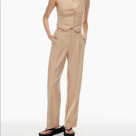 Aritzia Pants - Aritzia Effortless Pants